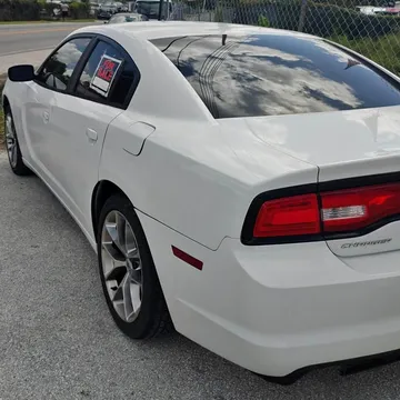 2011 Dodge Charger SXT