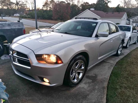 2011 Dodge Charger SXT Sedan