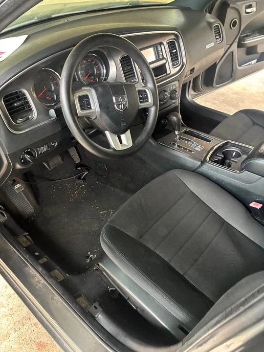 2011 Dodge Charger 7th Gen - Image 7 of 9