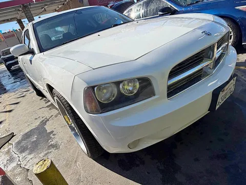 2011 Dodge Charger SXT Sedan