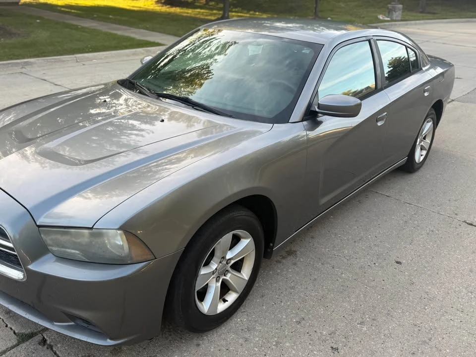 2011 Dodge Charger 7th Gen - Image 4 of 16