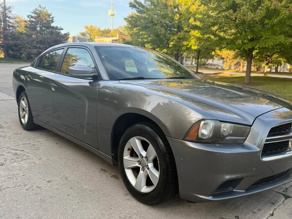 2011 Dodge Charger 7th Gen - Image 2 of 16