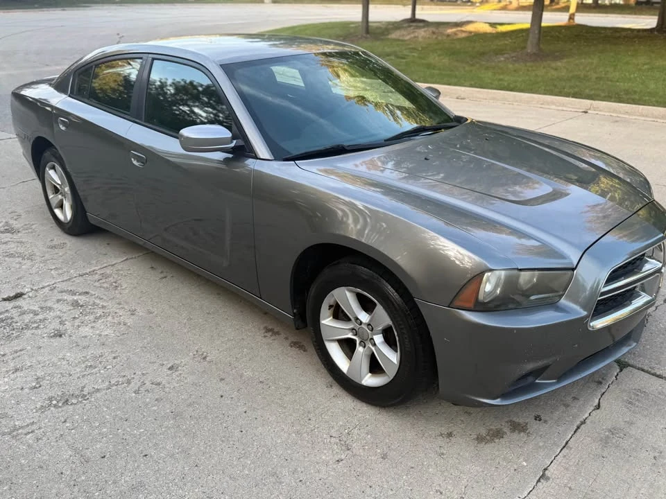 2011 Dodge Charger 7th Gen - Image 3 of 16