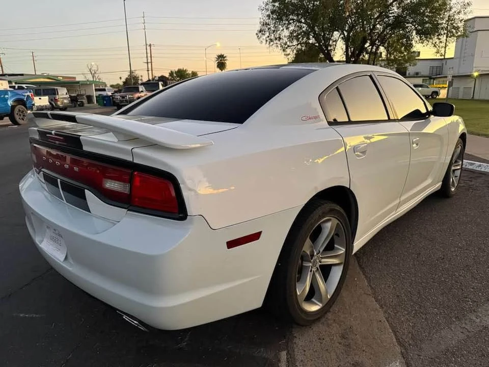 2011 Dodge Charger 6th Gen - Image 4 of 10