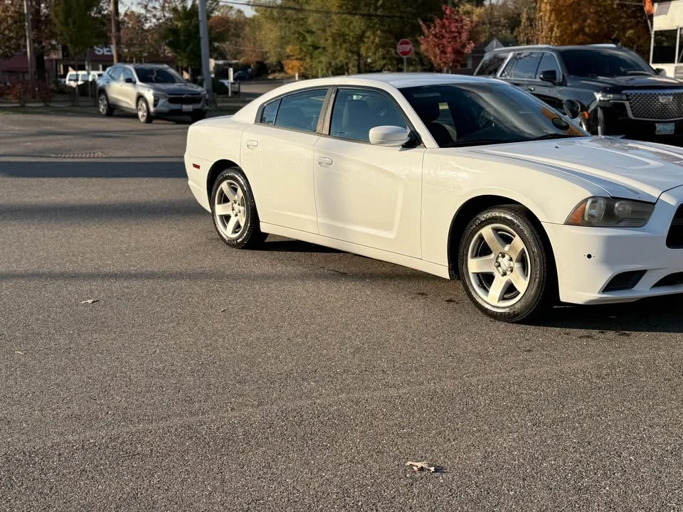 2011 Dodge Charger 7th Gen - Image 7 of 9