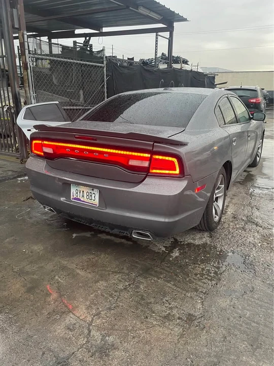 2011 Dodge Charger 7th Gen - Image 6 of 15