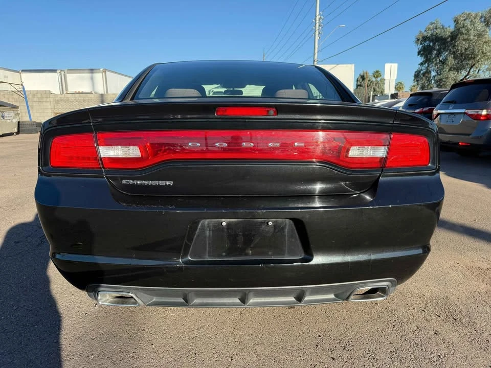 2011 Dodge Charger 7th Gen - Image 5 of 8
