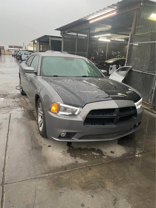 2011 Dodge Charger 7th Gen - Image 2 of 15