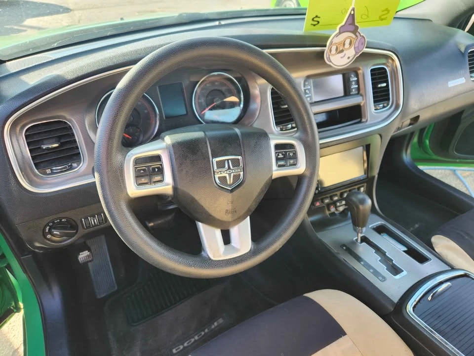 2011 Dodge Charger 6th Gen - Image 9 of 10