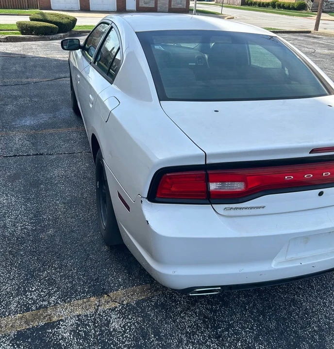 2011 Dodge Charger 7th Gen - Image 3 of 8