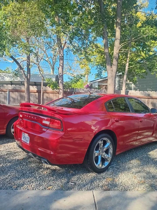 2011 Dodge Charger 6th Gen - Image 7 of 13