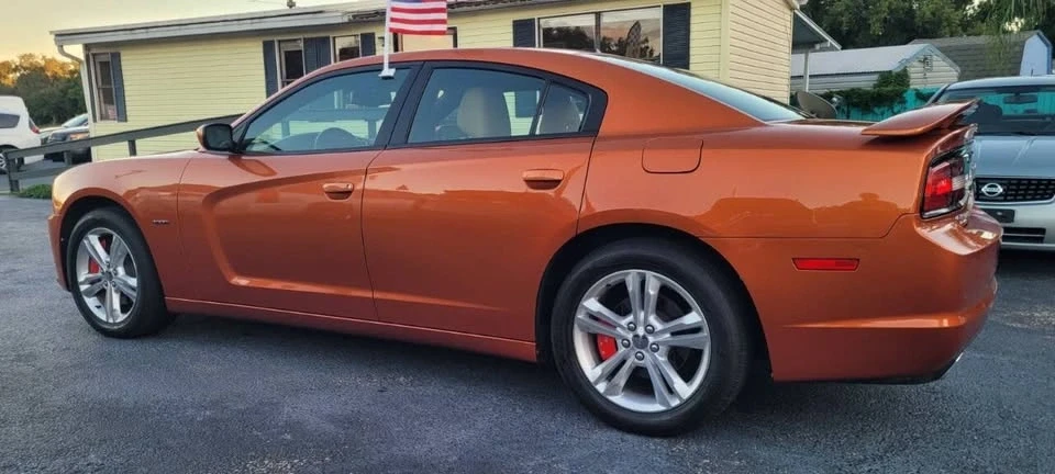 2011 Dodge Charger 7th Gen - Image 13 of 19
