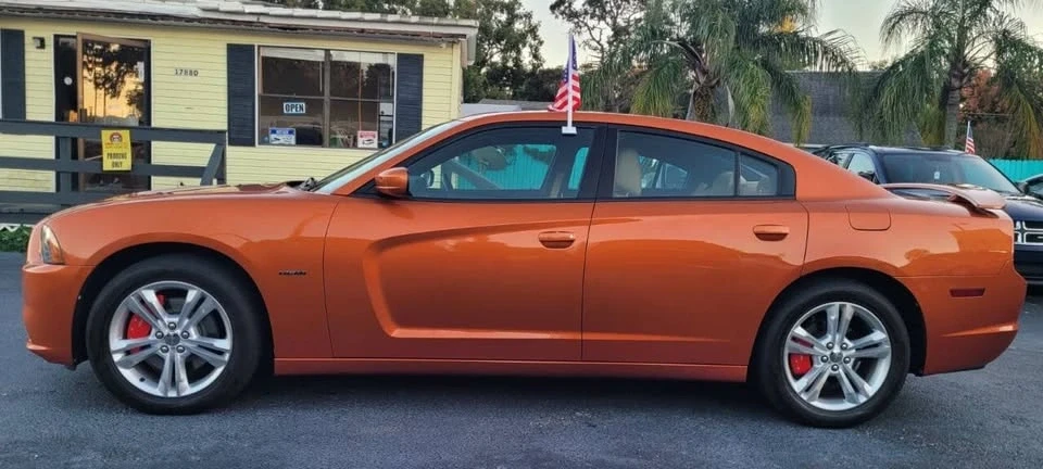 2011 Dodge Charger 7th Gen - Image 15 of 19