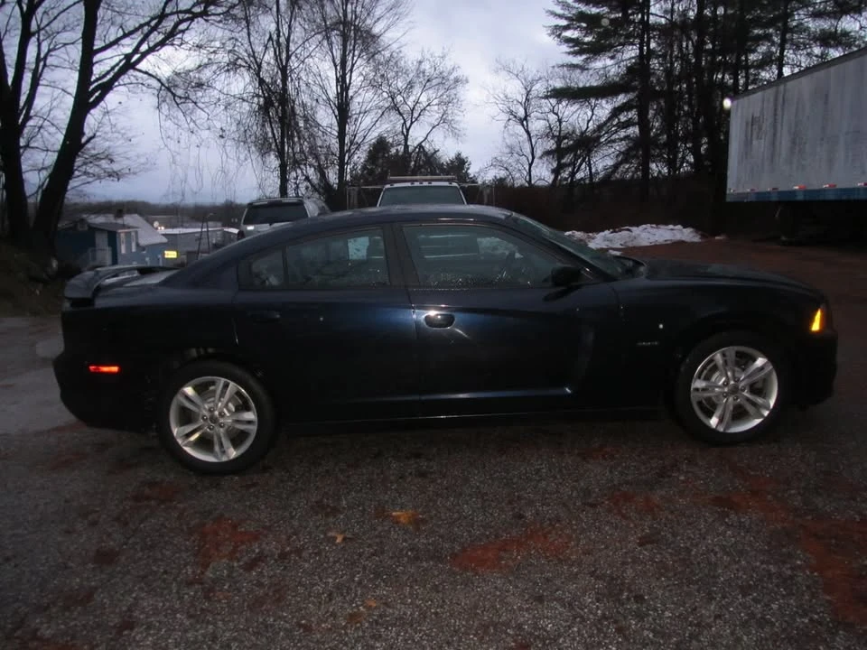 2011 Dodge Charger 6th Gen - Image 8 of 10