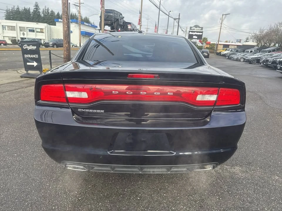 2011 Dodge Charger 7th Gen - Image 4 of 18
