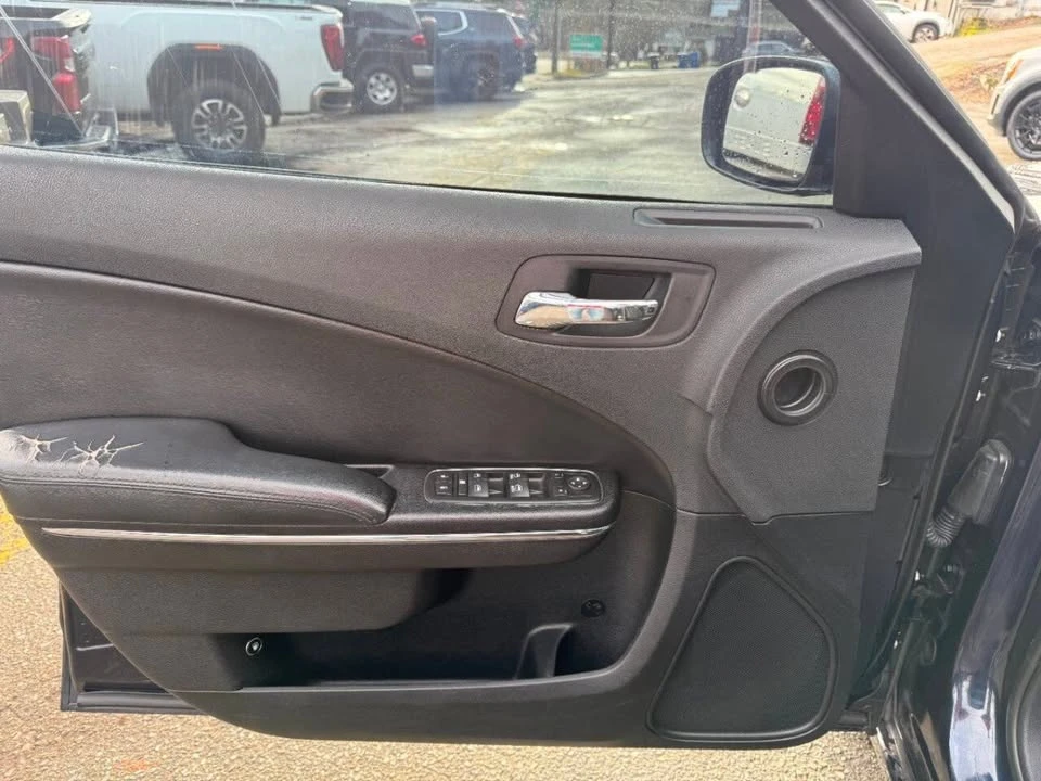 2011 Dodge Charger 7th Gen - Image 12 of 20
