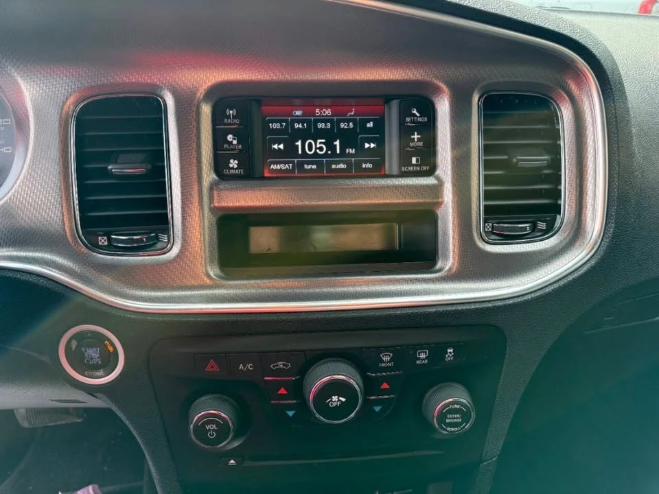 2011 Dodge Charger 7th Gen - Image 16 of 20