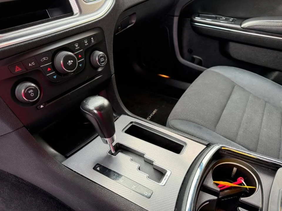 2011 Dodge Charger 7th Gen - Image 17 of 20