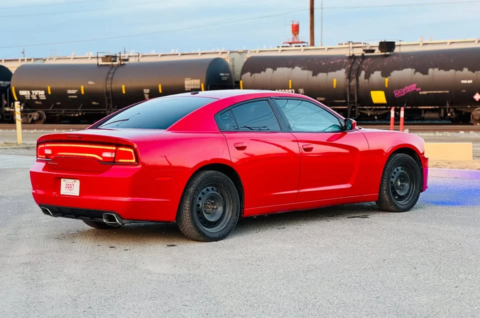 2011 Dodge Charger 7th Gen - Image 5 of 14