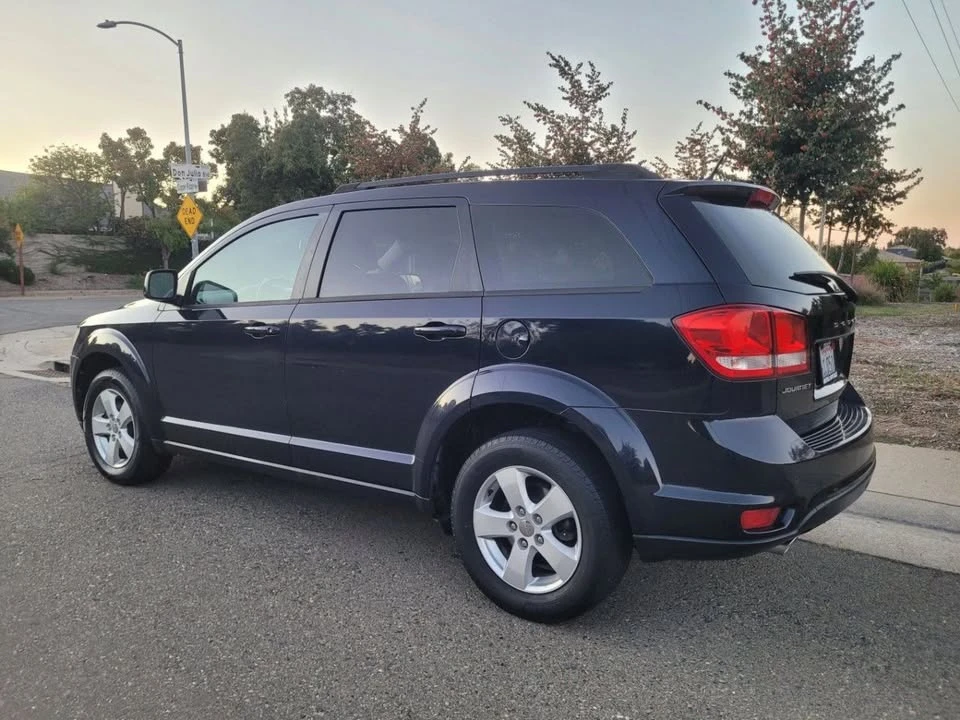 2011 Dodge Journey - Image 7 of 14