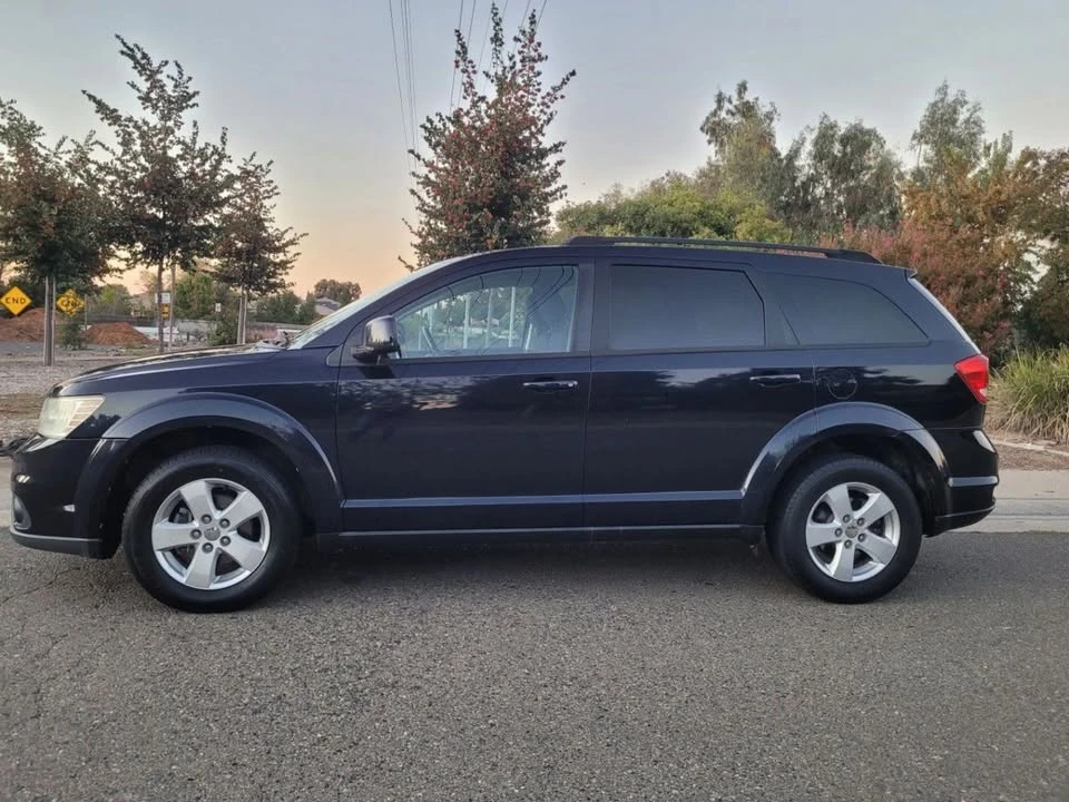 2011 Dodge Journey - Image 3 of 14