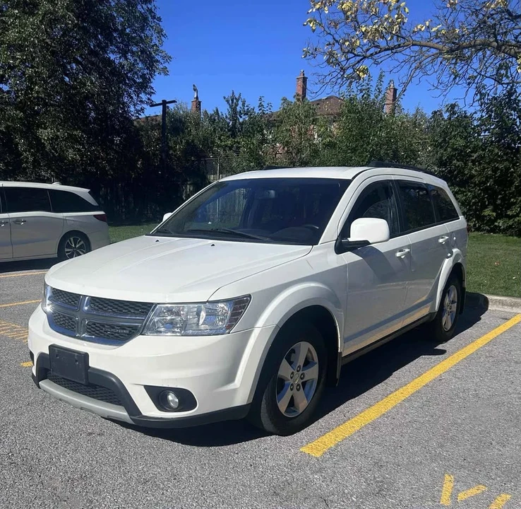 2011 Dodge Journey - Image 2 of 7