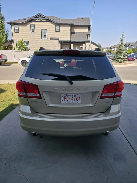 2011 Dodge Journey - Image 4 of 8