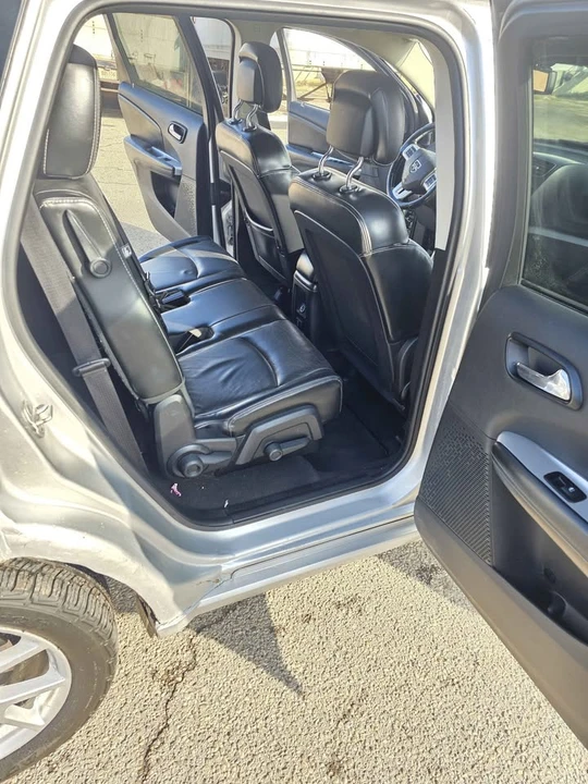 2011 Dodge Journey - Image 10 of 15