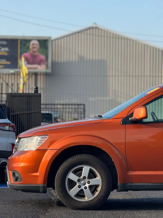 2011 Dodge Journey - Image 17 of 18