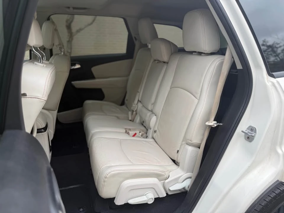 2011 Dodge Journey - Image 8 of 9