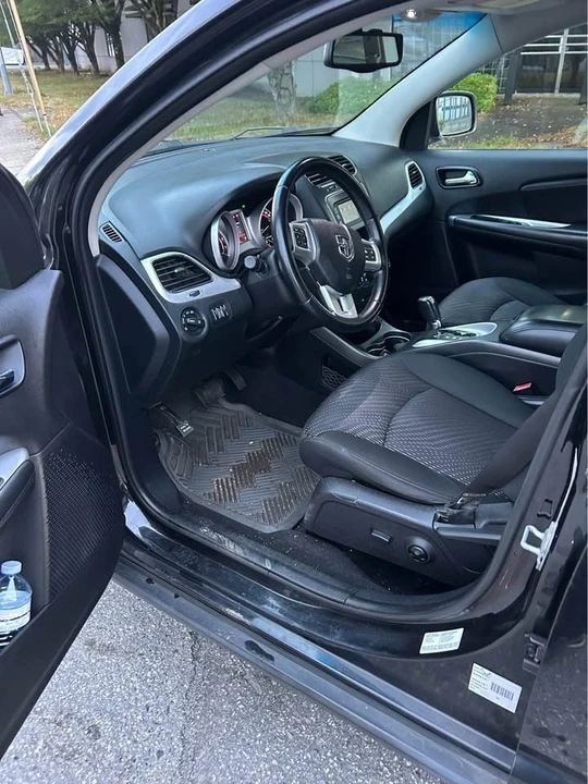 2011 Dodge Journey - Image 7 of 10
