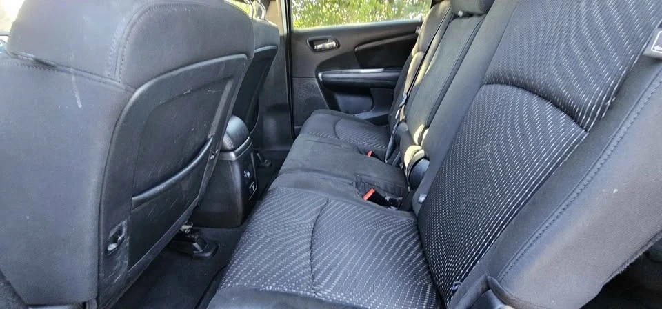 2011 Dodge Journey - Image 19 of 20