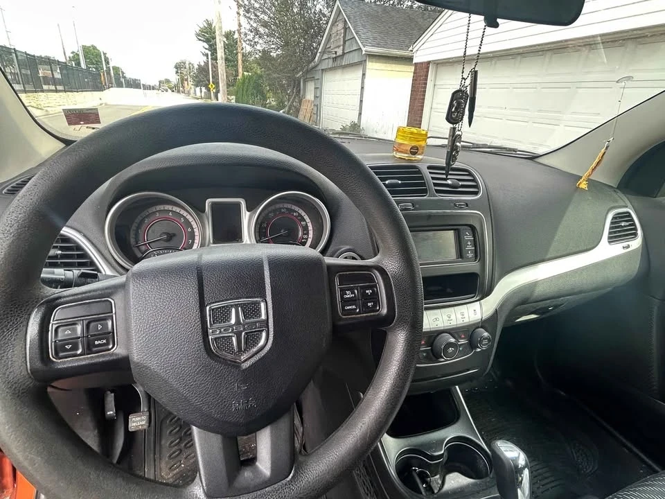 2011 Dodge Journey - Image 6 of 8