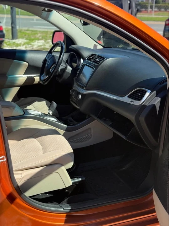 2011 Dodge Journey - Image 9 of 19