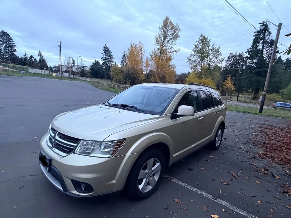 2011 Dodge Journey - Image 2 of 12