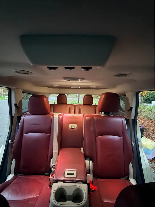 2011 Dodge Journey - Image 8 of 12