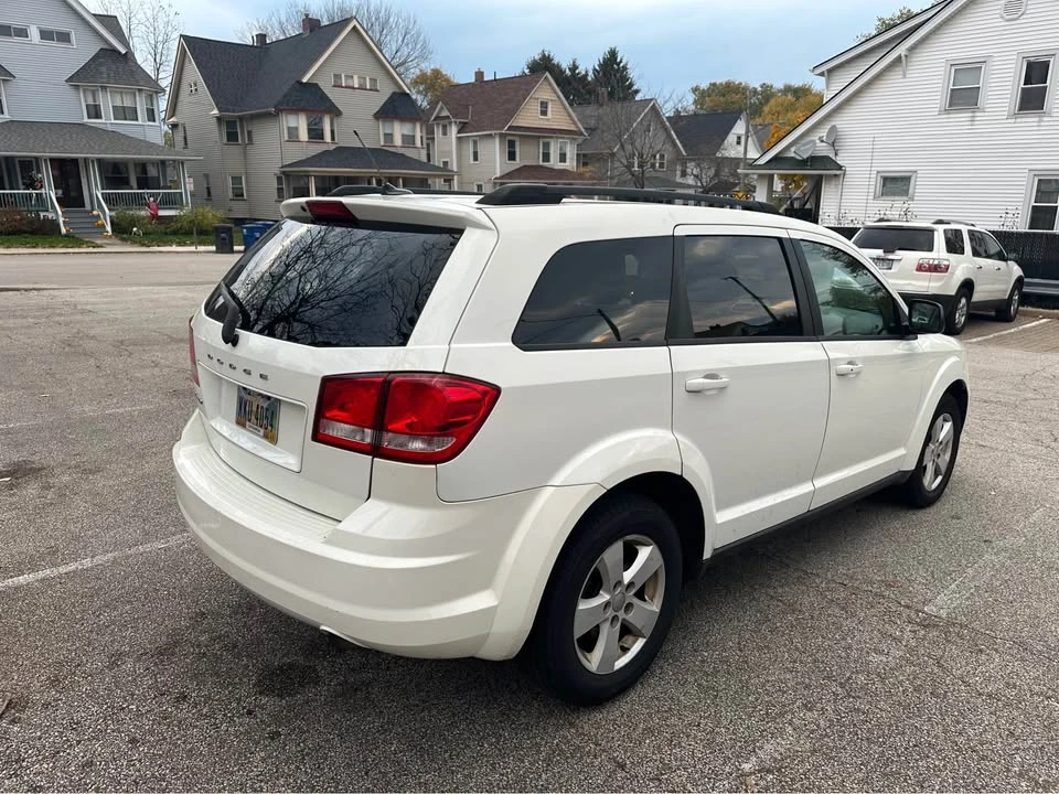 2011 Dodge Journey - Image 4 of 9