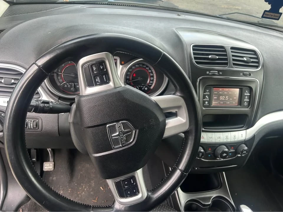 2011 Dodge Journey - Image 6 of 10
