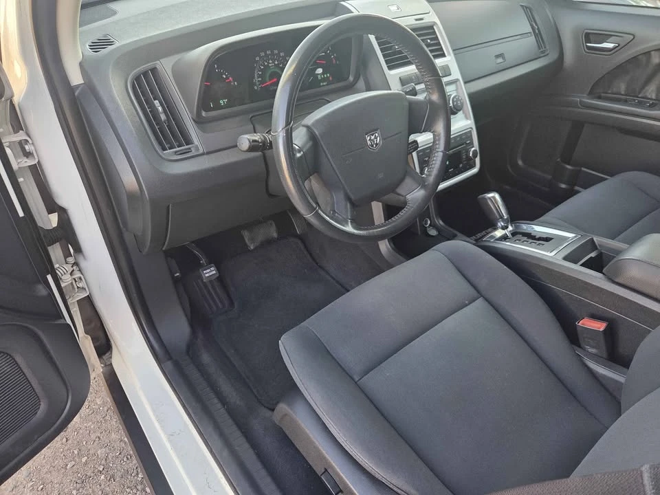 2011 Dodge Journey - Image 4 of 7