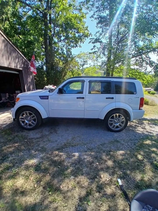2011 Dodge Nitro - Image 3 of 7