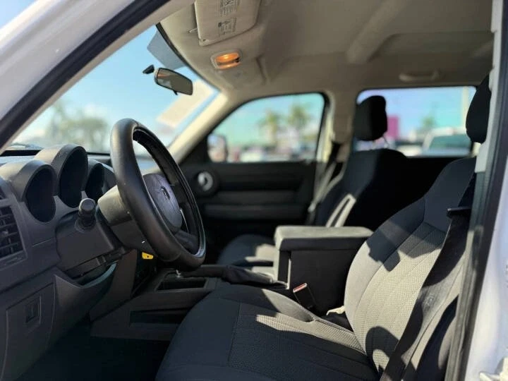 2011 Dodge Nitro - Image 10 of 12