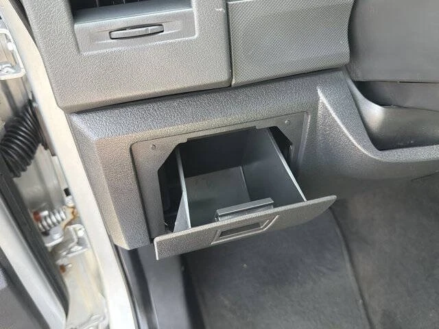 2011 Dodge Nitro - Image 16 of 19