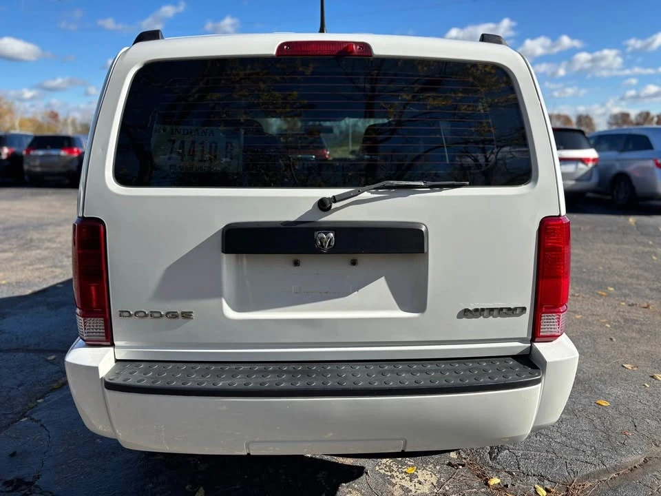 2011 Dodge Nitro - Image 3 of 17