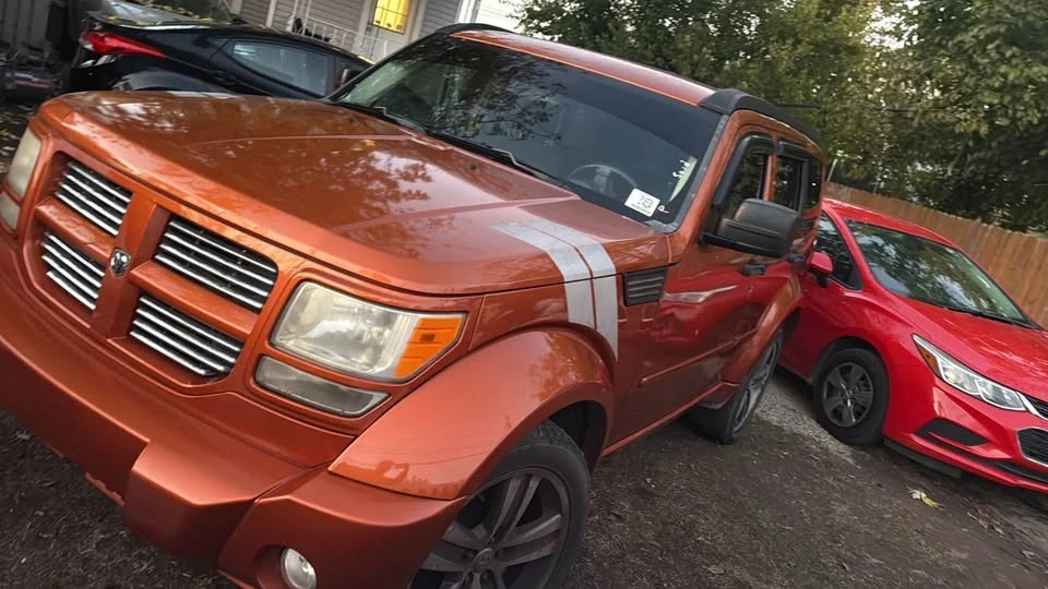 2011 Dodge Nitro - Image 2 of 11
