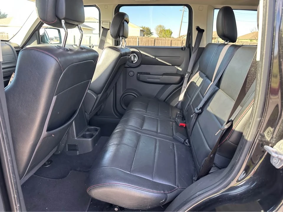 2011 Dodge Nitro - Image 11 of 15
