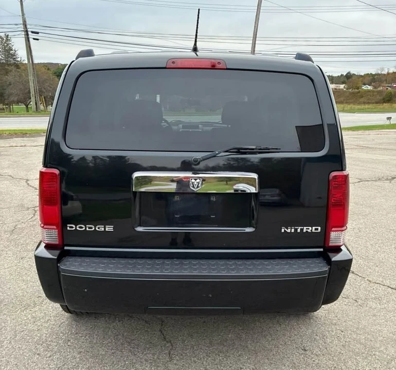 2011 Dodge Nitro - Image 6 of 10