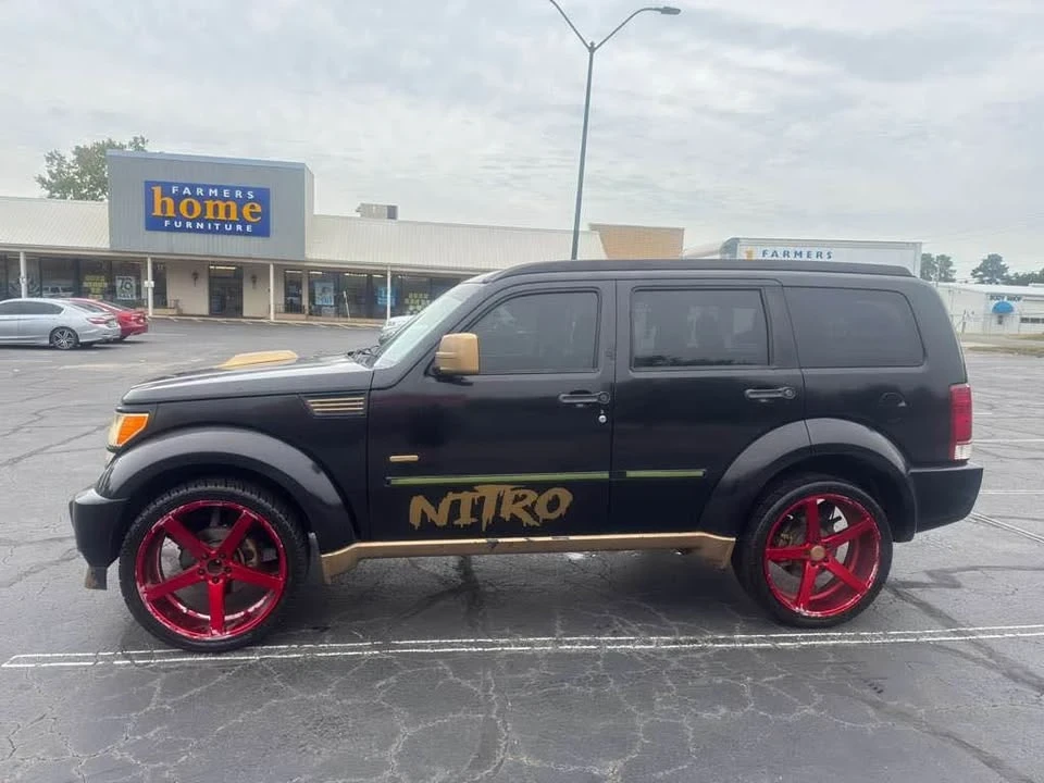 2011 Dodge Nitro - Image 2 of 6