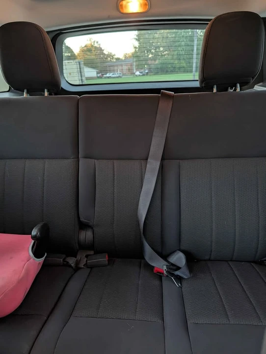 2011 Dodge Nitro - Image 11 of 13