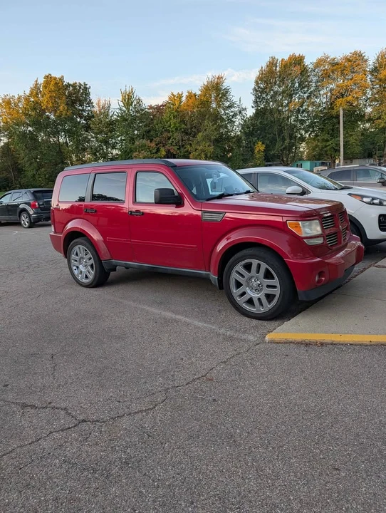 2011 Dodge Nitro - Image 2 of 13
