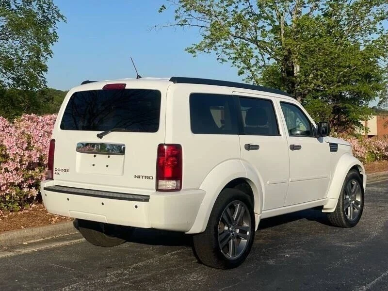 2011 Dodge Nitro - Image 8 of 18